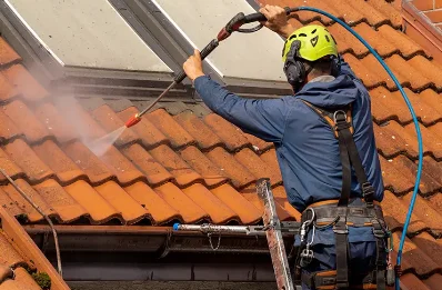 Démoussage et hydrofuge de toiture à Bailleulmont